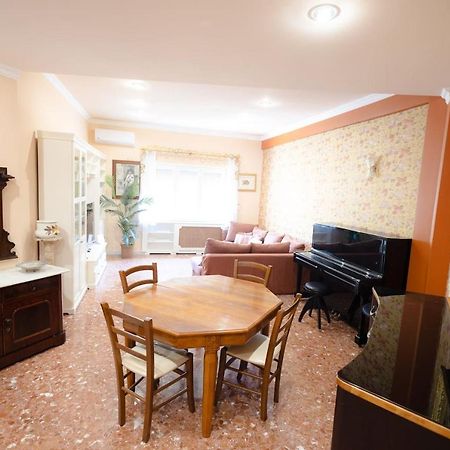 리도디오스티아 La Casa Di Daniela 아파트 외부 사진